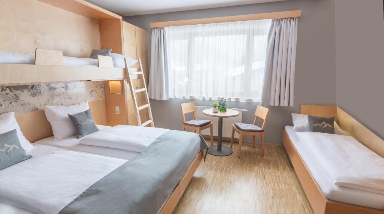 Jufa Hotel Montafon บาร์โธโลเมแบร์ก ภายนอก รูปภาพ