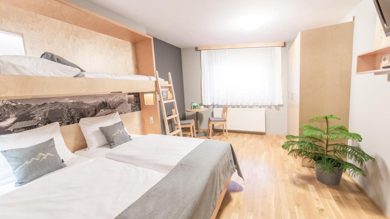 Jufa Hotel Montafon บาร์โธโลเมแบร์ก ภายนอก รูปภาพ